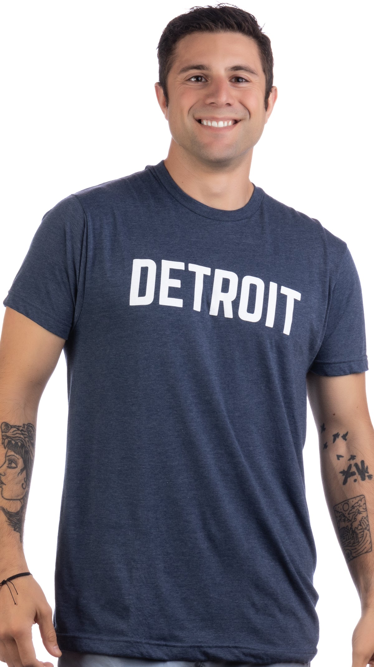 DETROIT - Classic Retro City Detroiter 313 Cool Michigan Men Women T-shirt