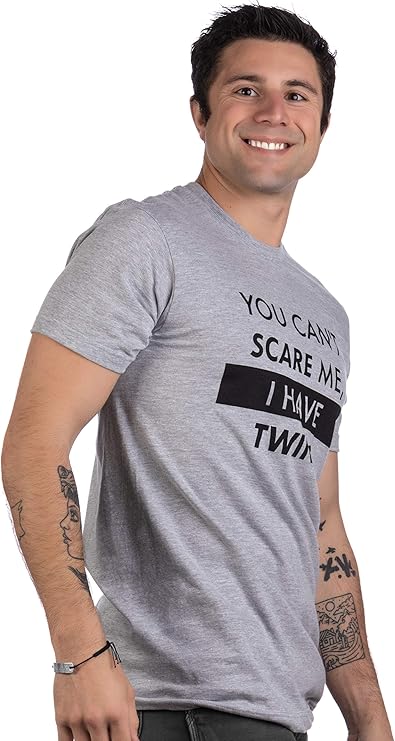 You Can't Scare Me, I Have Twins | Funny Dad Daddy Daughters Children Cute Joke Men T-Shirt