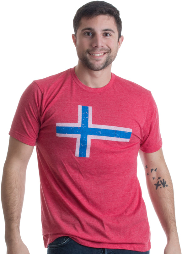 Norwegian Flag | Vintage Style, Retro-Feel Norway Flag & Lion Unisex T-shirt