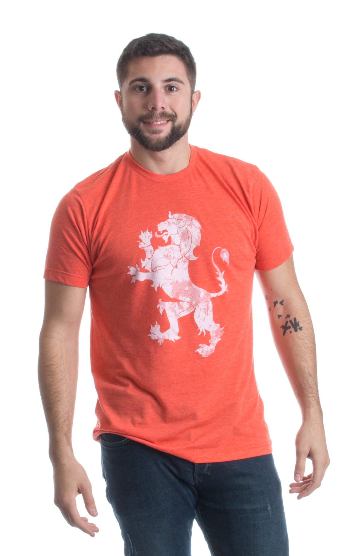Dutch Pride | Vintage Style, Retro-Feel Netherlands Lion & Flag Unisex T-shirt